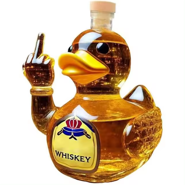 Dedo medio de pato, divertida botella de whisky de pato, botella de vino de cristal de 10 oz con forma de pato, decoración de decantador de pato de broma para bar, oficina y hogar (A) - 1