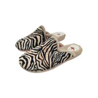 Zapatillas de Casa de Mujer con Dibujo de Leopardo y Cebra - Marca Alcalde: Comodidad y Estilo para el Hogar - details 5