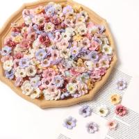 50Pcs Cabezas De Rosas Artificiales Multicolores Miniatura En Seda Para Decoración De Hogar Bodas Artesanía Wreath Regalos Accesorios - details 10