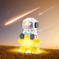 Bloques De Construcción Micro Astronauta Traje De Espacio Con LED Juguetes Para Niños Fomentan El Conocimiento Espacial Desarrollo Cognitivo - details 0