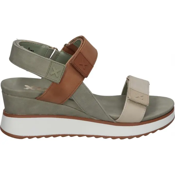 XTI | Sandalias con Cuña XTI para Mujer – Sandalia en Color Verde con Detalles en Beige y Marrón – Sandalia con Velcro – Cuña Media y Cómoda – Con Plataforma – Estilosas – Vegan – Versátiles – Modelo 143848 - 1