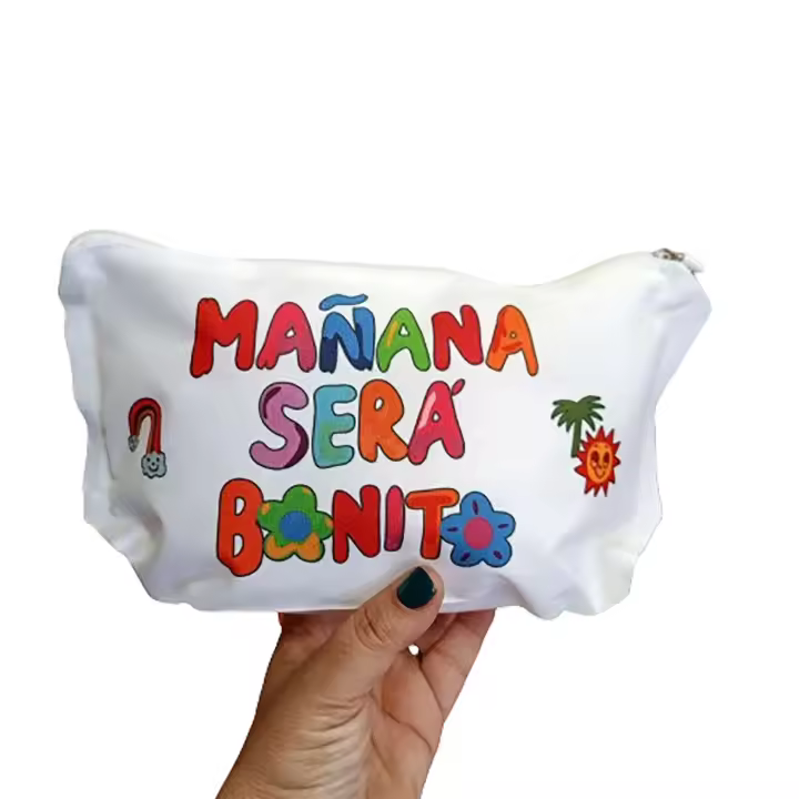 Neceser "Mañana será Bonito". Karol G. Original. Diseños propios. Personalizados. Aires Nuevos - 1