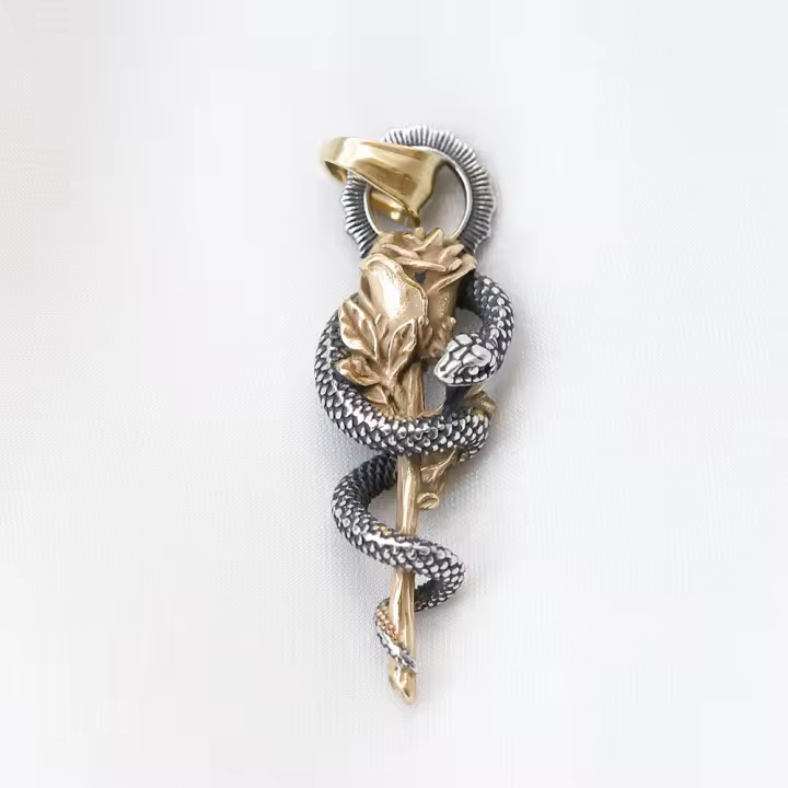 Collar De Hombre Con Colgante De Flor Y Serpiente En Acero Inoxidable 316L Joyería Punk Biker Para Adolescentes Regalo Para Parejas - 1
