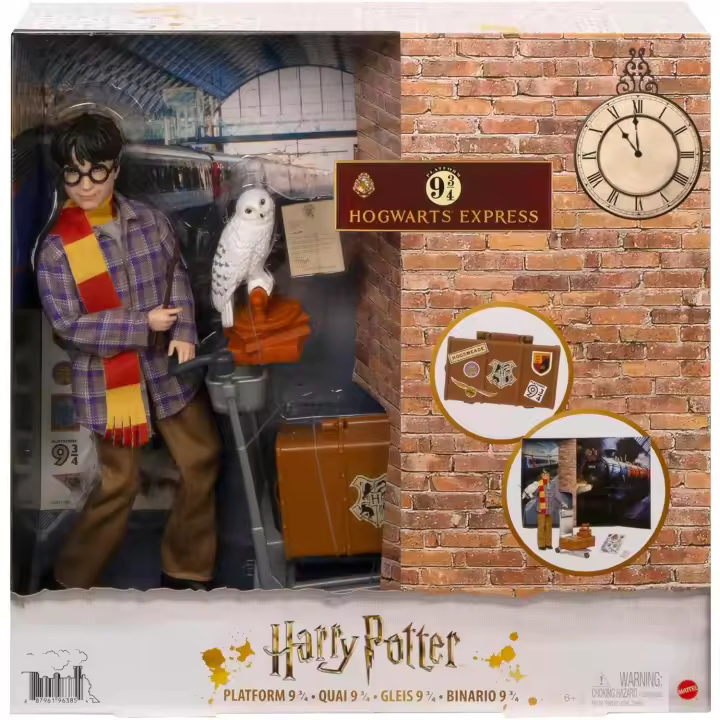 Harry Potter en la Plataforma 9 3/4 Hogwarts express Muñeco articulado de juguete con Hedwig , carrito portaequipajes con accesorios Mattel GXW31 - 1