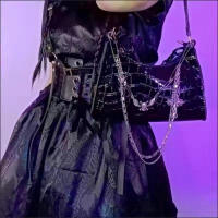 Bolso De Hombro Con Patrón De Cocodrilo Y2K Estilo Punk Oscuro Bolso De Cadena Para Verano Bolso Subcultural Sótano Para Mujer - details 2