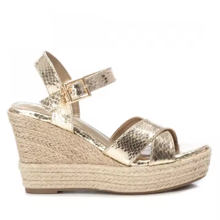 XTI BASIC 142750 Sandalias plataforma mujer 32298 24V SANDALIA CUÑA YUTE ORO - 1