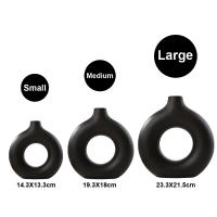 Vaso Nórdico De Cerámica Hueco En Forma De Donut Para Decoración De Hogar Y Oficina Vaso Floral Moderno Para Sala De Estar Regalo - details 0