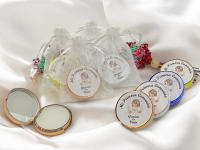 Lote de10 Bálsamos Labiales con espejo y aroma a Vainilla en bolsa de regalo de organza - regalos para Invitados de comunión niña - details 1