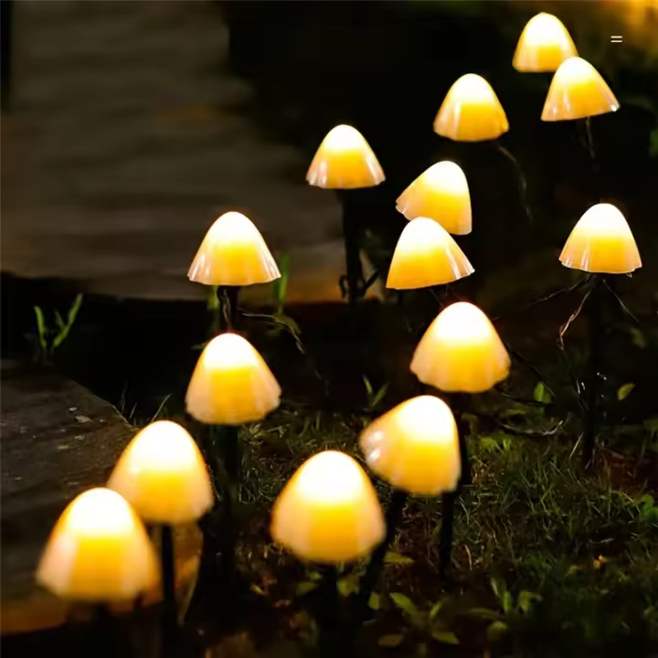 Luces Solares LED De Hongos Para Jardín Impermeables Decorativas Para Patio Navidad Y Fiesta Luces De Calle Exterior - 1