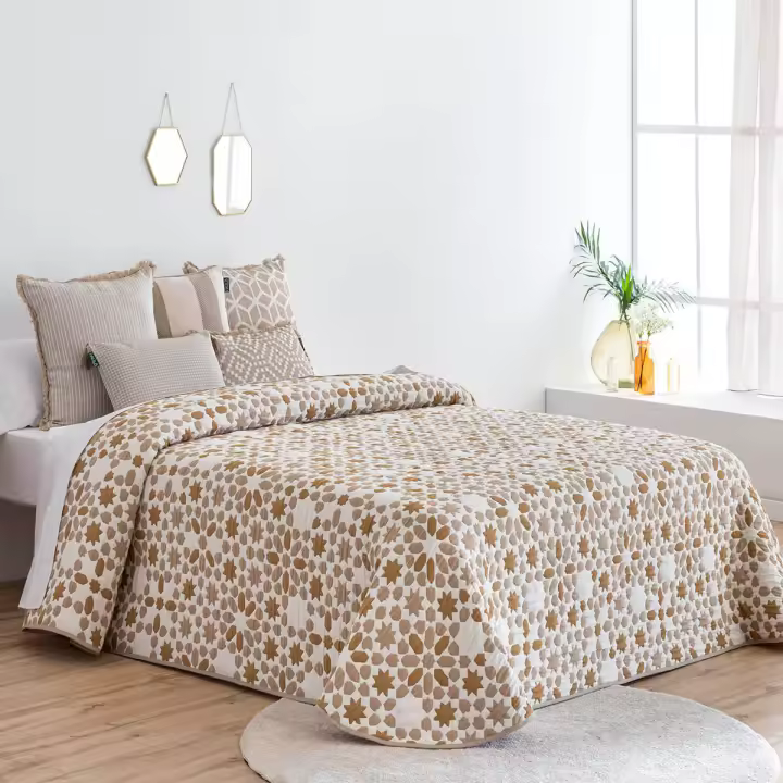 Lanovenanube - Colcha Capa de tejido jacquard SETENIL BEIG, Medida cama 150 (250x265 cm). Incluye solo la colcha. No incluye cojines. - 1