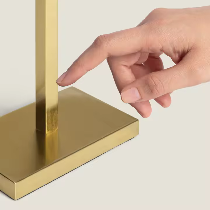 Ledkia Lámpara de Mesa Metal y Tela con Puerto USB e Interruptor Táctil Katie Dorado - 1