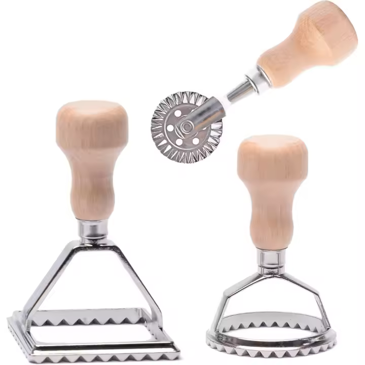 Molde para hacer ravioles con mango de madera y borde acanalado, prensa para pasta, accesorio de cocina con rueda cortadora de masa (juego de 3) - 1