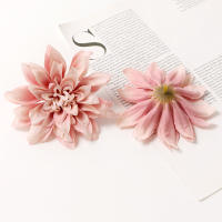 5Pcs Cabezas De Flores Artificiales Dahlias Para Decoración De Navidad Hogar Y Habitaciones Bodas Y Murallas Accesorios De Flores Falsas - details 9