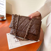 Bolso De Hombro Para Mujer Con Tirador De Cadena Casual Estampado a Cuadros Y Bordado Bolso Cruzado Versátil Para Trabajo Y Día a Día - details 4