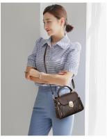 Bolsos de mujer, bolsos de mano 2024, Bolsos De Mujer, bolsos retro de moda europea y americana, bolsos de mensajero de un solo hombre multicapa de gran capacidad - details 6
