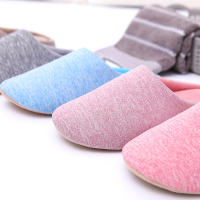 Zapatillas De Casa Para Hombres Y Mujeres Suaves De Peluche Cálidas Y Nonslip Para Interior Comodidad En Otoño E Invierno Para Parejas - details 1