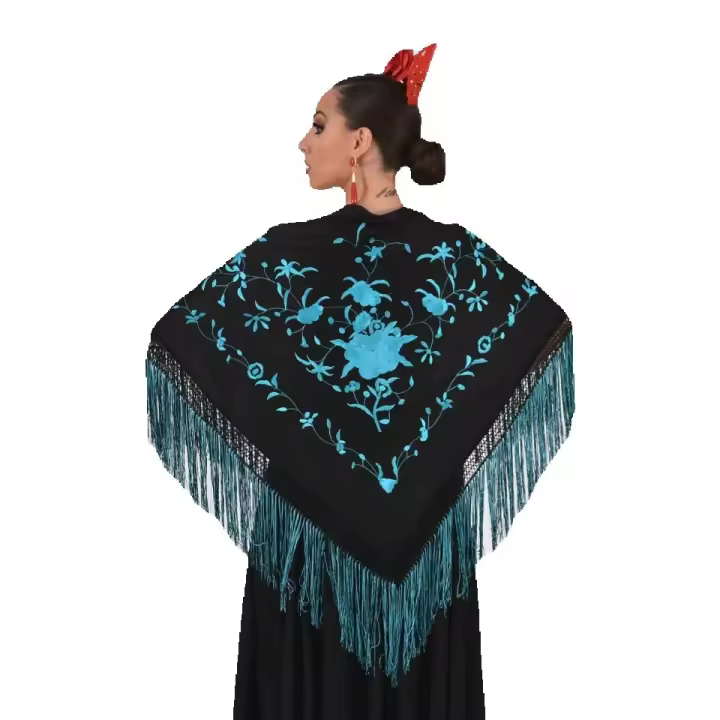 Mantón mediano negro con bordado turquesa y flecos turquesa Anuka - 1