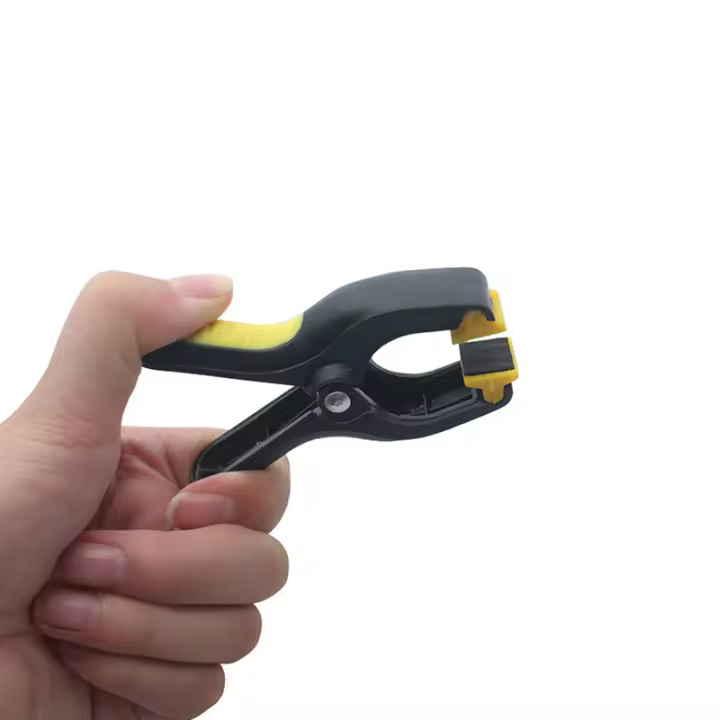 Kit De Herramientas Para Reparación De Teléfonos Y Tabletas 4pcs Clip Plástico Universal Para Fijación De Pantallas LCD Herramienta Rápida Y Eficiente - 1