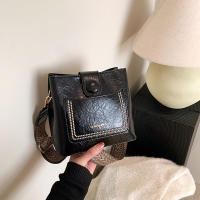 Bolso Bandolera De Cuero PU Vintage Para Mujer Lujo Diseñador Negro Bolso De Hombro Con Cadena Estilo Elegante Y Versátil - details 21