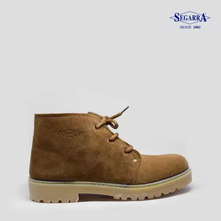 Mº101 CUERO MARCA SEGARRA Aunque gracias a su diseño son perfectas para poder llevar a cabo cualquier trabajo en el exterior, se trata de un modelo muy recomendable para actividades todoterreno por su capacidad de aislamiento, su durabilidad y su facilida - 1
