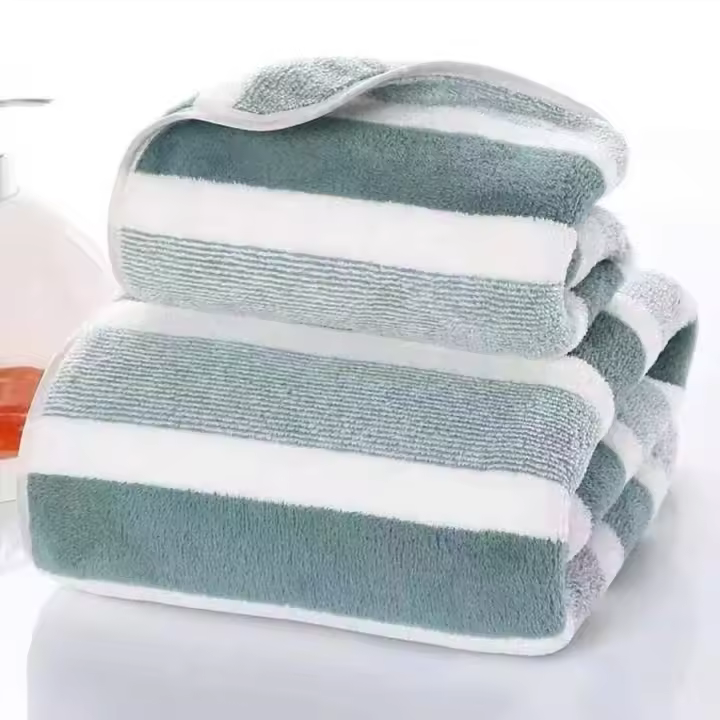 Juego De Toallas De Baño De 2 Piezas Estriadas Absorbentes Rápidas Y Secas Suaves Y Amigables Con La Piel Ideal Para Uso Diario - 1