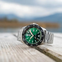 Reloj Luminox Pacific Diver de acero inoxidable de 44MM con esfera verde para hombre XS.3137  Zafiro con revestimiento antirreflectante Cristal 200M de brillo constante resistente al agua - details 4