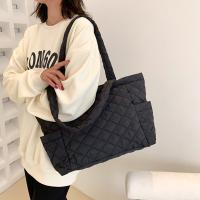 Bolso De Hombro Puffer Para Mujeres Y Niñas Estilo Casual Cuadrado De Plegado Invernal Bolso De Mano Quilted Tote Bag - details 12