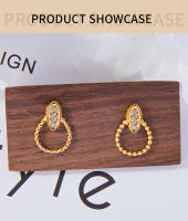 Personalizado elegante Círculo trenzado joyería de estilo casual de encaje de Diamantes Redondo Signo de Diseño de Titanium de Maple Chapado en oro pendientes - details 6