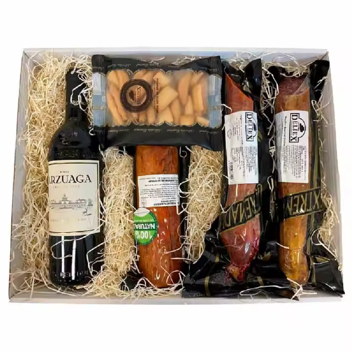 Gran Cesta Gourmet Deliex Delicias de Extremadura con vino embutidos y picos para acompañar - 1