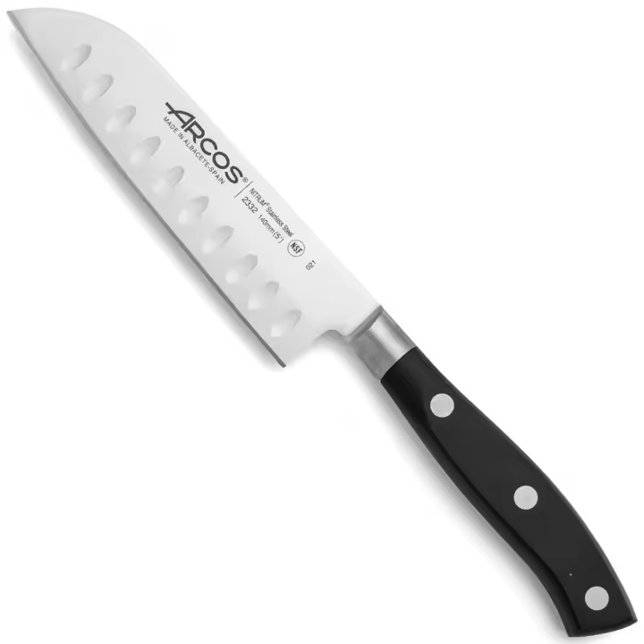 ARCOS Riviera - Cuchillo Santoku Alveolado (140 mm) - Hoja de Acero Inoxidable Forjado Nitrum® - Mango Negro de Polioximetileno (POM) - 1
