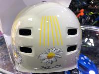 CASCO XLC BH-C22 CASCO URBAN FLORES 12 AGUJEROS CREMA UNICA - details 1