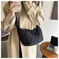 Bolso De Mano Plegable Para Mujer Con Gran Capacidad Y Cierre De Cremallera Estilo Casual Bolsa De Hombro Con Capa De Algodón Acolchado Bolsa Mensajera Moda - details 10