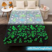 Manta De Dinosaurio Brillante En La Oscuridad Regalo Ideal Para Niños Cumpleaños Navidad San Valentín Pascua Regalos Mejores Juguetes De Peluche De Dinosaurio - details 4