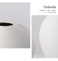 Vaso De Cerámica Blanca En Forma De Bola Simplicidad Nórdica Creativa Ornamento Para Habitación Y Tienda De Ropa - details 9