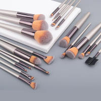 Set Completo De Pinceles De Maquillaje Rosa 20/40 Con Beauty Blender Set Grande Incluye Pinceles Suaves Regalo De Cumpleaños Y Navidad - details 5