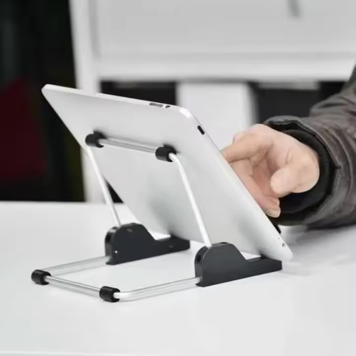 Soporte Ajustable Y Plegable Para Tableta Universal De Aluminio Super Ligero Soporte Para PC Tablet Compatible Con iPad - 1