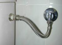 Llave válvula escuadra 1/2 - 3/8 | Llave de paso de agua para cisterna wc grifo cocina baño lavabo | - details 1