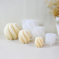 Molde De Silicona Para Velas De Arquitectura Geométrica Ondulada Y Torcida 1pc Molde De Cera Moderno Para Decoración De Ambiente - details 2