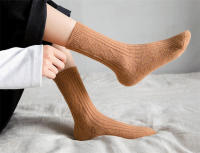 Calcetines De Invierno Para Mujer Color Sólido Cálidos Y Gruesos Calcetines Largos De Lana Estilo Japonés Moda Transpirables - details 2