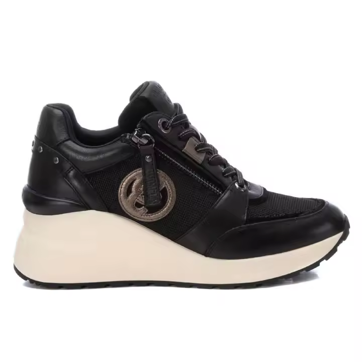 Carmela Zapatillas de cuña 161844 de color Negro - 1