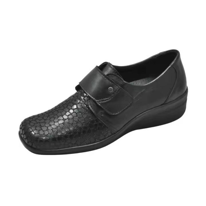 Shoes Zapatos Para Plantillas marca Lumel para mujer en color negro - 1