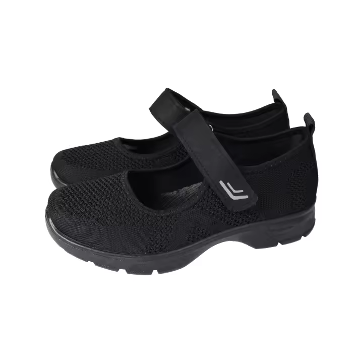 Manoletinas marca DEMAX para mujer en color negro. Bailarinas de verano en color negro para mujer, hechas en textil, con velcro para ajustar, plantilla extraible y piso de goma - 1