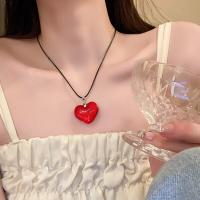 Collar Colgante Corazón Rojo Para Mujeres Y Niñas Cadena De Cuero Negra Con Cristal De Vidrio Joyería Y2k Regalo Para Amigos - details 6