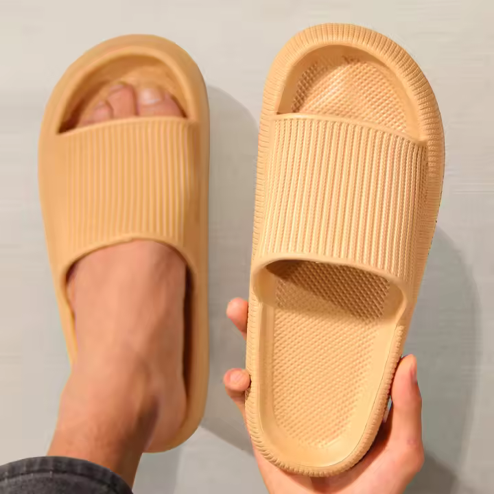 Pantuflas De Verano Para Hombre Antideslizantes Suaves EVA Pantuflas De Casa Simples Cómodas Tamaño True Fit Material De Suela EVA - 1