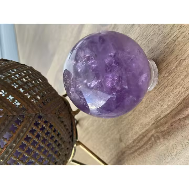 Esfera de Amatista Mineral Natural para Decoración y Terapia Energética - 1