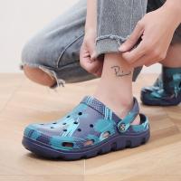 Nuevas sandalias informales para hombre y mujer, zapatos de playa transpirables con punta cerrada Unisex para parejas al aire libreZuecos para hombres y mujeres con soporte para el arco Zuecos de jardín Zapatillas de playa antideslizantes para exteriores - details 1
