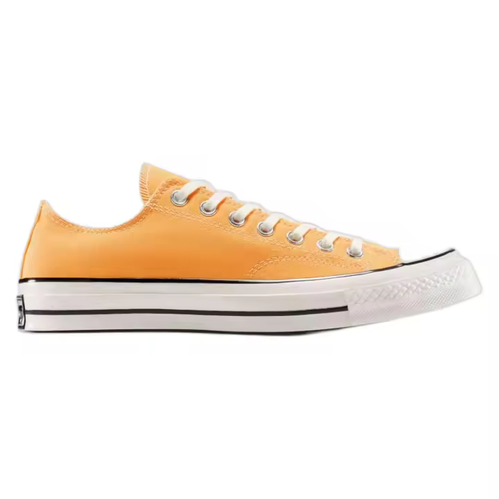 Calzado marca Converse modelo A13423C para unisex en color amarillo - 1