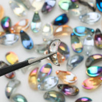 50 Pcs Colgante De Lágrima Cristal De Vidrio Austriaco 6x12mm En Forma De Luna Crescente Para Manualidades Joyería DIY - details 1