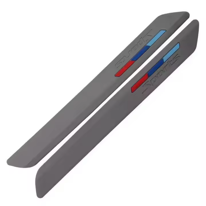 Protector De Parachoques Delantero Y Trasero Para Coche Guardia De Esquina Estriado De Goma Negra Adhesivo De Protección Para Auto - 1