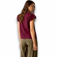 Camiseta Tiffosi Graciosa Morada | 100% Algodón | Cuello Redondo | Manga Volantes Perforada - details 2